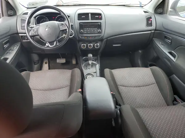 JA4AR3AU9HZ010363 2017 MITSUBISHI OUTLANDER - Image 8