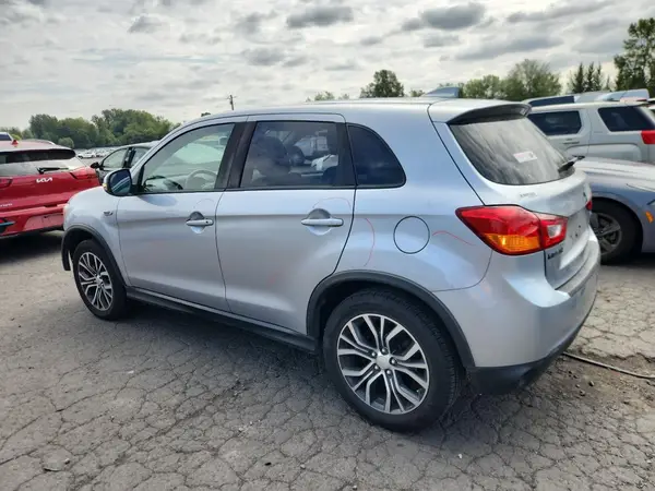 JA4AR3AU9HZ014090 2017 MITSUBISHI OUTLANDER - Image 2
