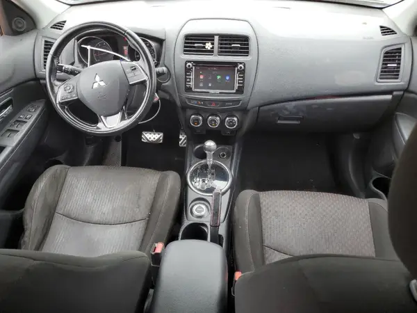 JA4AR3AU9HZ037529 2017 MITSUBISHI OUTLANDER - Image 8
