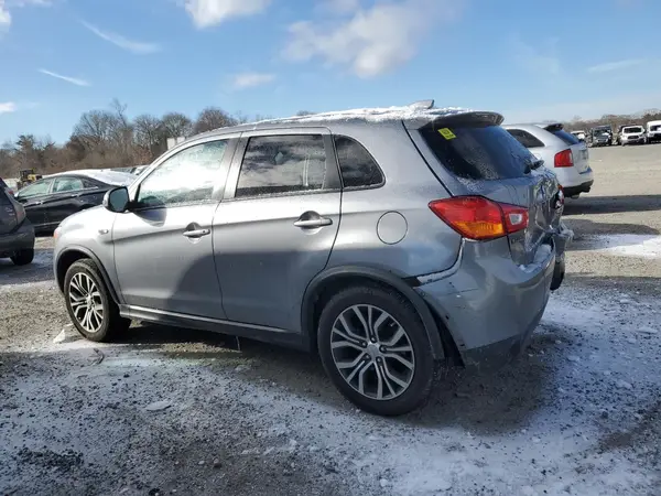 JA4AR3AU9HZ040818 2017 MITSUBISHI OUTLANDER - Image 2
