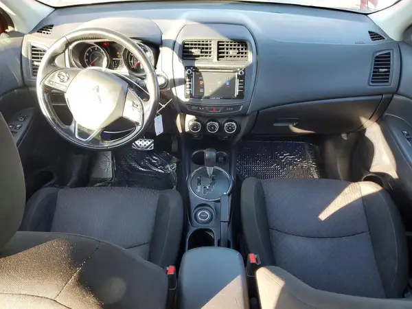 JA4AR3AU9HZ045291 2017 MITSUBISHI OUTLANDER - Image 8