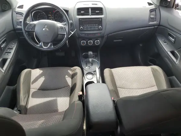 JA4AR3AU9HZ054041 2017 MITSUBISHI OUTLANDER - Image 8
