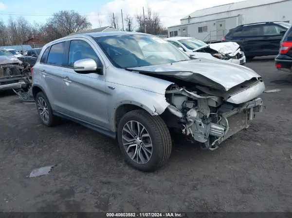 JA4AR3AU9JZ004584 2018 MITSUBISHI OUTLANDER - Image 1