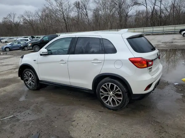 JA4AR3AU9KU004888 2019 MITSUBISHI OUTLANDER - Image 2