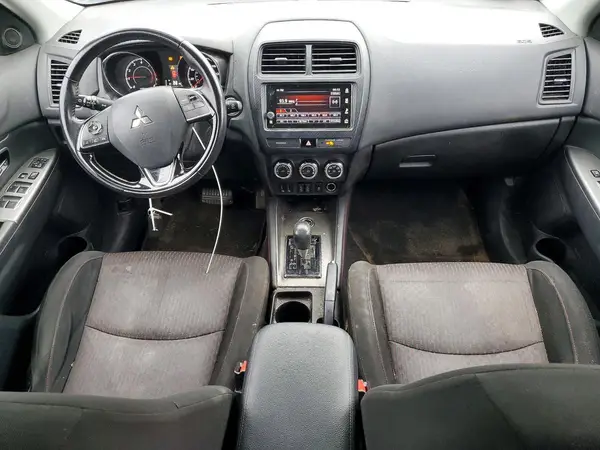 JA4AR3AU9KU010786 2019 MITSUBISHI OUTLANDER - Image 8