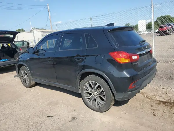 JA4AR3AU9KU012781 2019 MITSUBISHI OUTLANDER - Image 2
