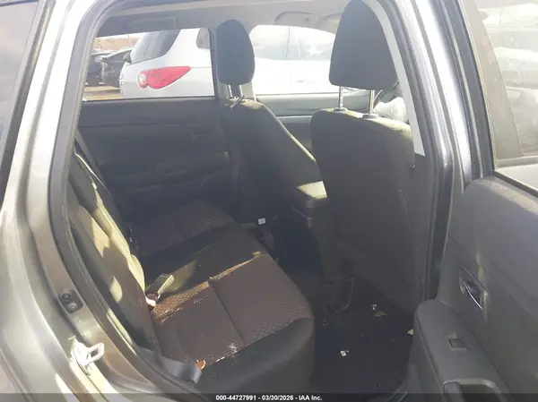 JA4AR3AU9KU016085 2019 MITSUBISHI OUTLANDER - Image 8