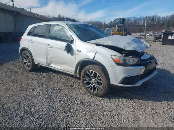 JA4AR3AU9KU023344 2019 MITSUBISHI OUTLANDER - Image 1