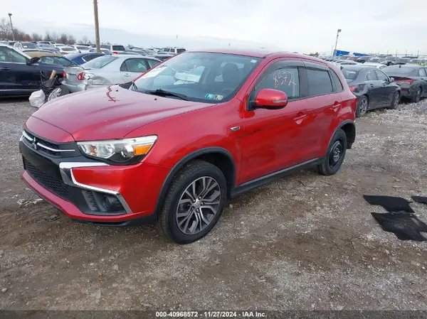 JA4AR3AU9KU025952 2019 MITSUBISHI OUTLANDER - Image 2