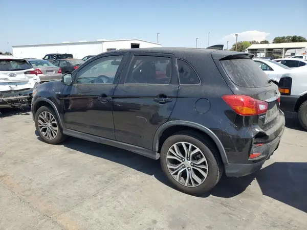 JA4AR3AU9KU027040 2019 MITSUBISHI OUTLANDER - Image 2