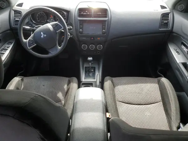 JA4AR3AU9KU030763 2019 MITSUBISHI OUTLANDER - Image 8