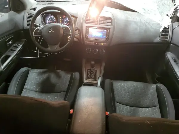 JA4AR3AU9LU014466 2020 MITSUBISHI OUTLANDER - Image 8