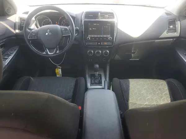 JA4AR3AU9LU016721 2020 MITSUBISHI OUTLANDER - Image 8