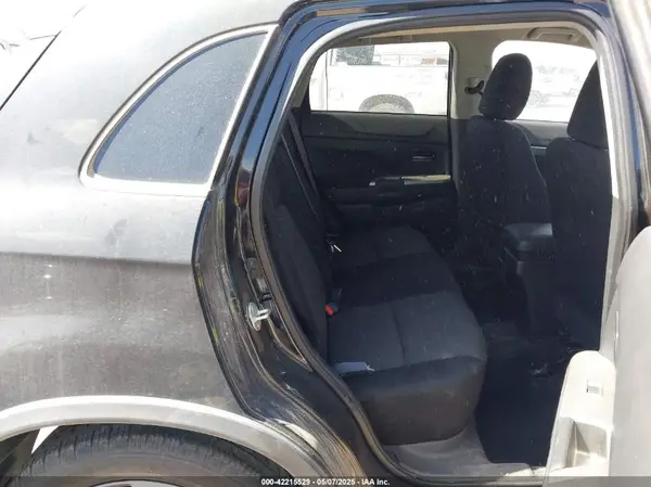 JA4AR3AU9LU021336 2020 MITSUBISHI OUTLANDER - Image 8