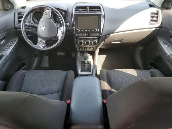 JA4AR3AU9LU028948 2020 MITSUBISHI OUTLANDER - Image 8