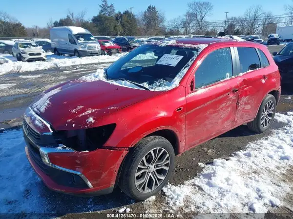 JA4AR3AUXGZ025730 2016 MITSUBISHI OUTLANDER - Image 2