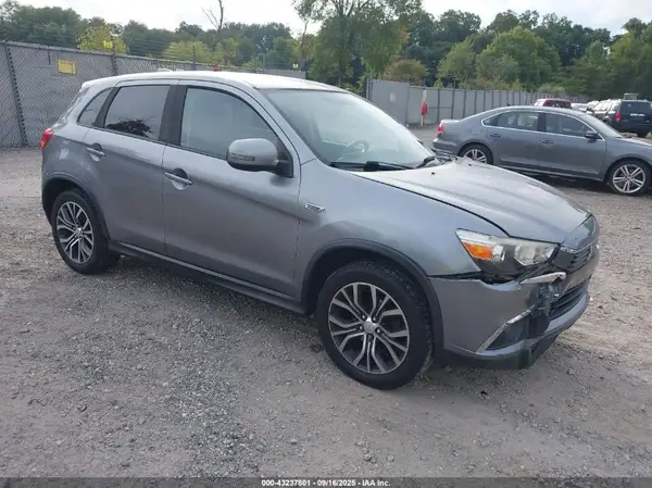 JA4AR3AUXHZ004894 2017 MITSUBISHI OUTLANDER - Image 1