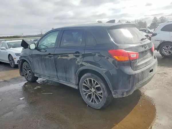 JA4AR3AUXHZ020819 2017 MITSUBISHI OUTLANDER - Image 2