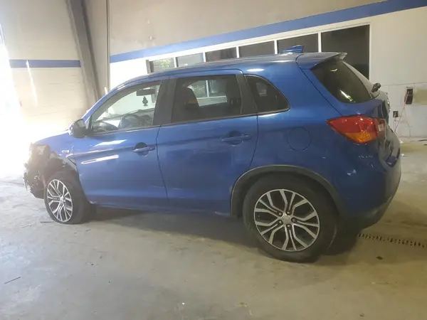 JA4AR3AUXHZ031755 2017 MITSUBISHI OUTLANDER - Image 2