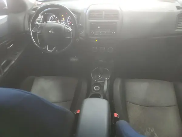 JA4AR3AUXHZ031755 2017 MITSUBISHI OUTLANDER - Image 8