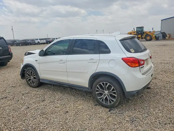 JA4AR3AUXHZ032730 2017 MITSUBISHI OUTLANDER - Image 2