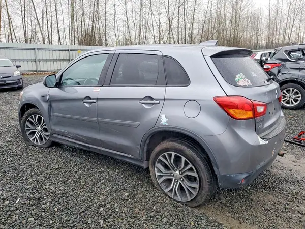 JA4AR3AUXHZ043209 2017 MITSUBISHI OUTLANDER - Image 2