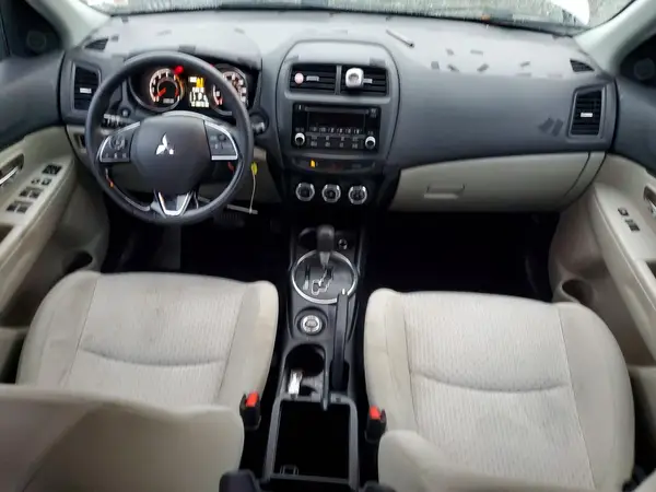 JA4AR3AUXHZ043209 2017 MITSUBISHI OUTLANDER - Image 8