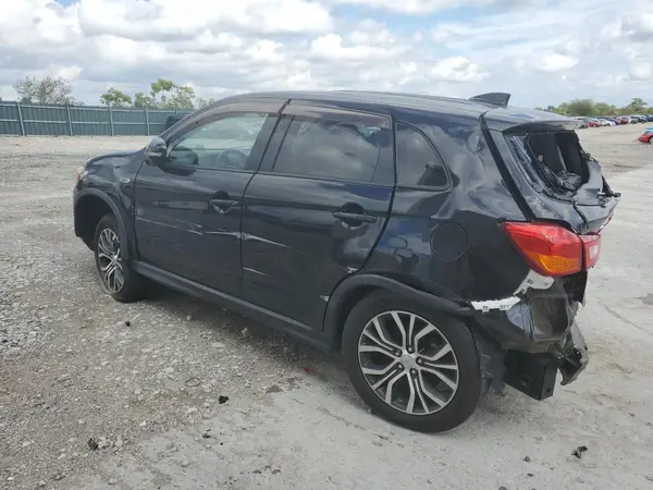 JA4AR3AUXHZ045929 2017 MITSUBISHI OUTLANDER - Image 2