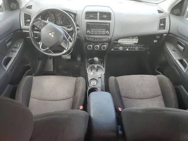 JA4AR3AUXHZ045929 2017 MITSUBISHI OUTLANDER - Image 8