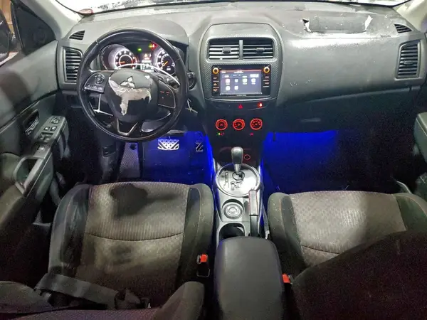 JA4AR3AUXHZ047888 2017 MITSUBISHI OUTLANDER - Image 8