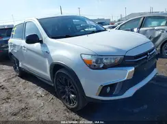 JA4AR3AUXJU004588 2018 MITSUBISHI OUTLANDER