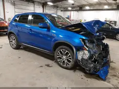 JA4AR3AUXJZ005551 2018 MITSUBISHI OUTLANDER