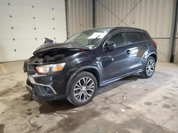 JA4AR3AUXJZ007980 2018 MITSUBISHI OUTLANDER - Image 1