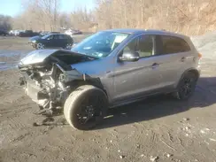 JA4AR3AUXJZ028618 2018 MITSUBISHI OUTLANDER