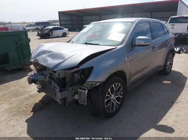 JA4AR3AUXKU001997 2019 MITSUBISHI OUTLANDER - Image 2