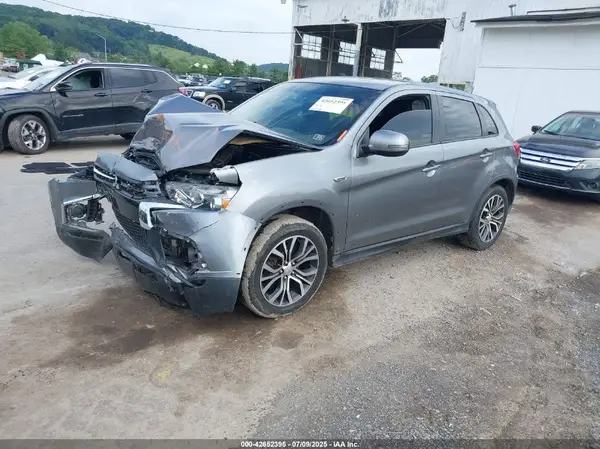 JA4AR3AUXKU005158 2019 MITSUBISHI OUTLANDER - Image 2