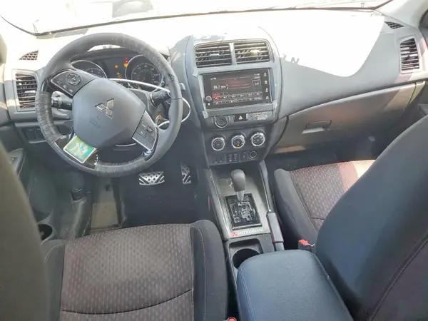 JA4AR3AUXKU012031 2019 MITSUBISHI OUTLANDER - Image 8