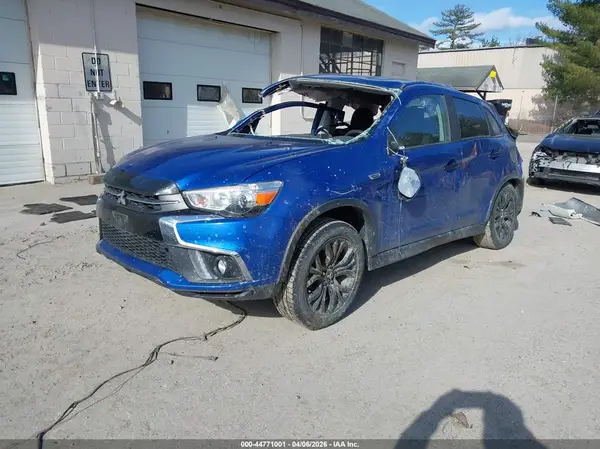JA4AR3AUXKU023708 2019 MITSUBISHI OUTLANDER - Image 2