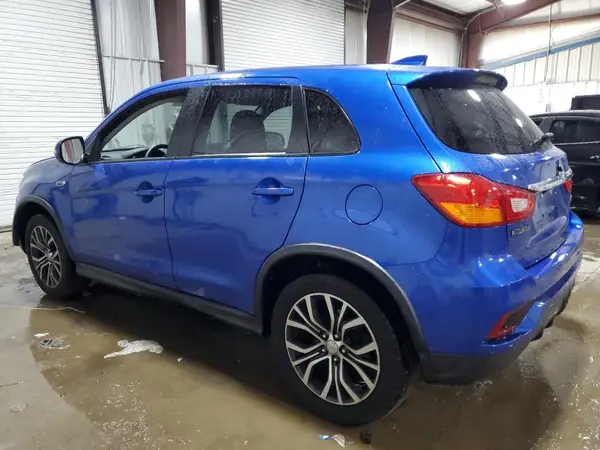 JA4AR3AUXKU024003 2019 MITSUBISHI OUTLANDER - Image 2