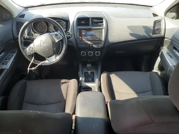 JA4AR3AUXKU027371 2019 MITSUBISHI OUTLANDER - Image 8