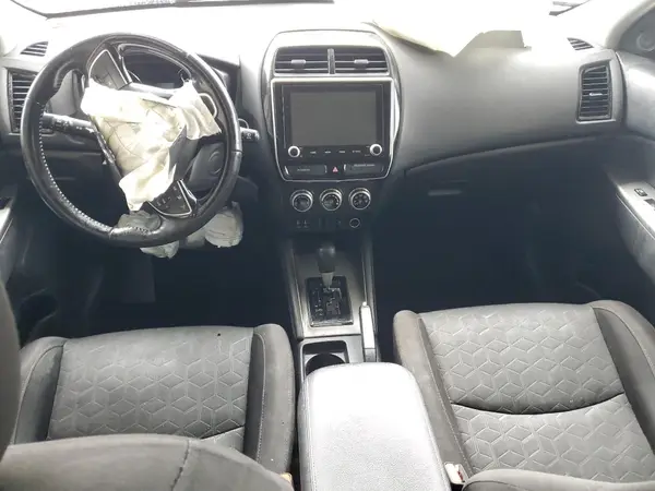 JA4AR3AUXLU010717 2020 MITSUBISHI OUTLANDER - Image 8