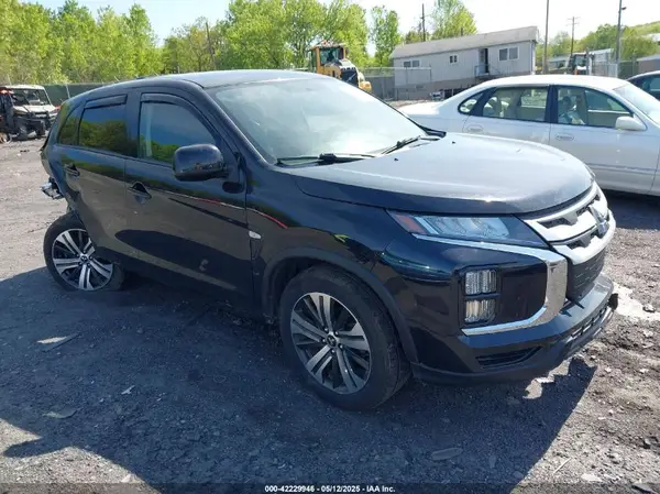 JA4AR3AUXLU013567 2020 MITSUBISHI OUTLANDER - Image 1