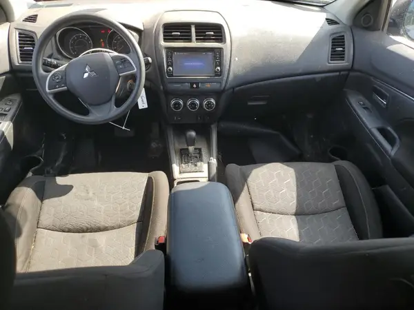JA4AR3AUXLU014038 2020 MITSUBISHI OUTLANDER - Image 8