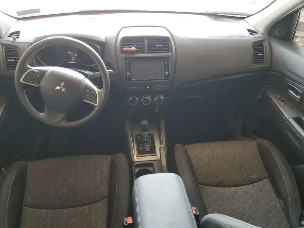 JA4AR3AUXLU015724 2020 MITSUBISHI OUTLANDER - Image 8