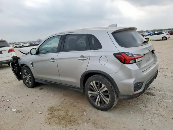 JA4AR3AUXLU018087 2020 MITSUBISHI OUTLANDER - Image 2