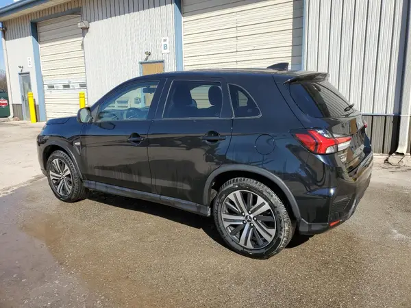 JA4AR3AUXLU026755 2020 MITSUBISHI OUTLANDER - Image 2