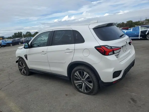 JA4AR3AUXLU029249 2020 MITSUBISHI OUTLANDER - Image 2