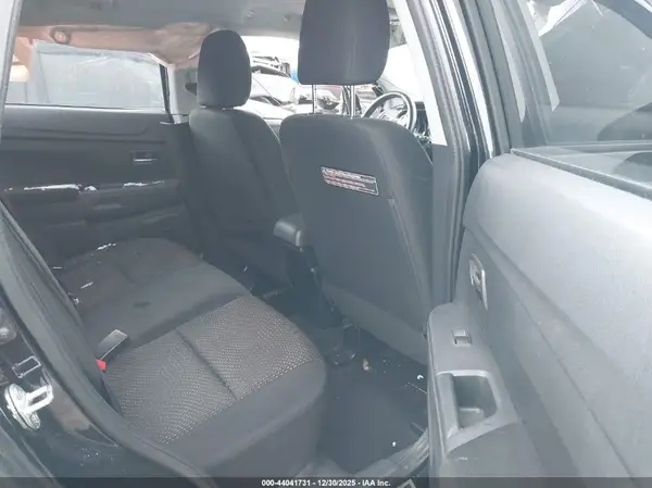 JA4AR3AW0GZ035541 2016 MITSUBISHI OUTLANDER - Image 8