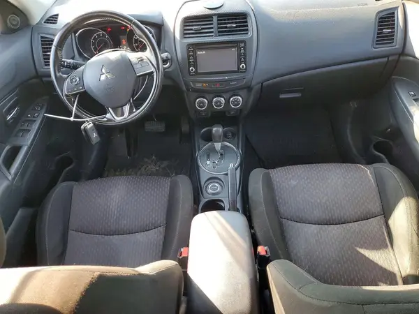 JA4AR3AW0GZ042215 2016 MITSUBISHI OUTLANDER - Image 8