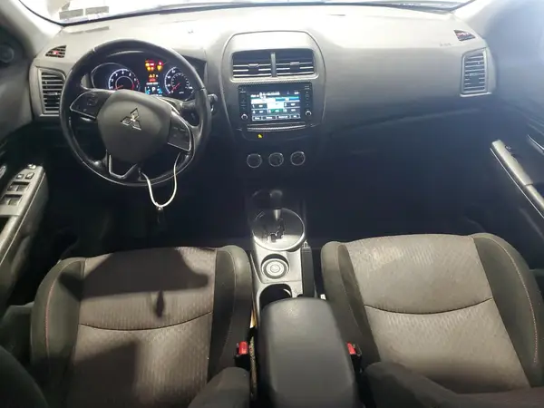 JA4AR3AW0HZ016957 2017 MITSUBISHI OUTLANDER - Image 8